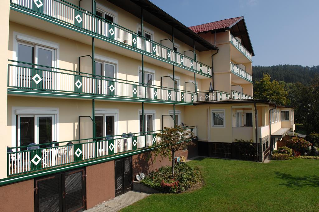 Appartementhotel Karawankenblick Pörtschach am Wörthersee Zewnętrze zdjęcie